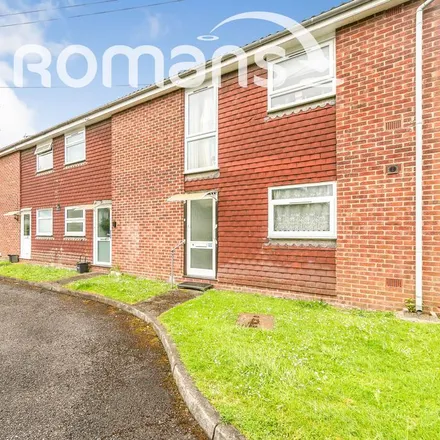Rent this 2 bed apartment on 1-8 Selva Court in Reading, RG1 5DT