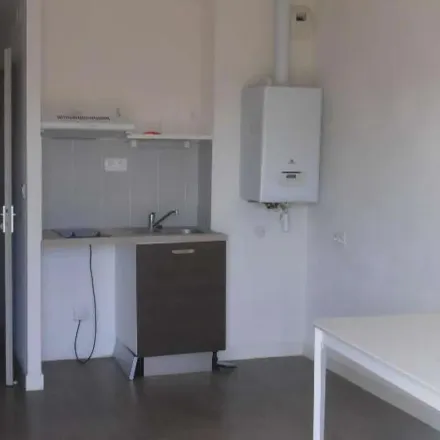 Rent this 2 bed apartment on 1 Rue des Grands Jardins in 36500 Buzançais, France