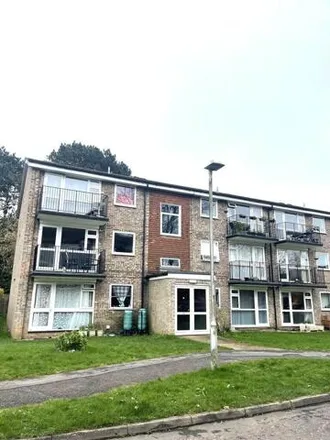 Rent this 2 bed apartment on Armadale Court in 1-6 Armadale Court, Reading