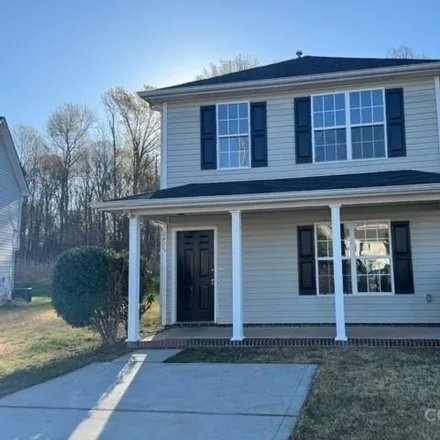 Buy this 3 bed house on 2405 Smugglers Court in Charlotte, NC 28216