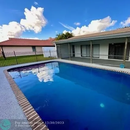 Image 1 - 10994 Lakeview Drive, Coral Springs, FL 33071, USA - House for sale