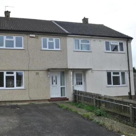 Rent this 3 bed townhouse on 45 Tudor Road in Kingswood, BS15 8SF