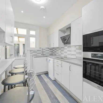 Image 2 - Sussex Road, London, HA1 4LX, United Kingdom - Townhouse for rent