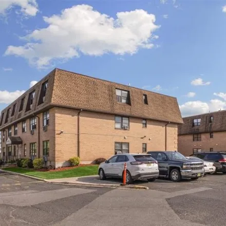 Buy this 1 bed condo on 63 North End Drive in North End Business District, Secaucus