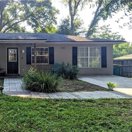 Buy this 4 bed house on 734 Randolph Avenue in Inverness, Citrus County