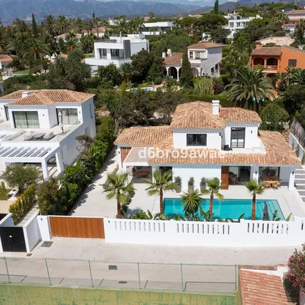 Buy this 4 bed house on 29604 Marbella