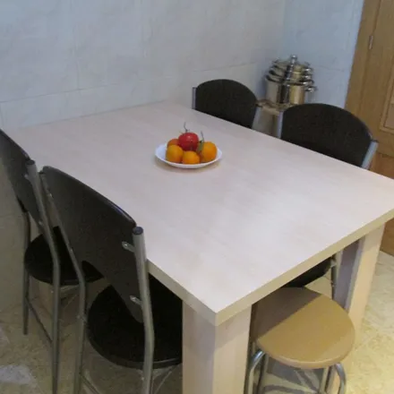 Rent this 3 bed apartment on Carrer de Daroca in 23, 46019 Valencia