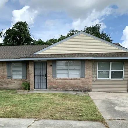 Buy this 3 bed house on 2045 Betty Boulevard in Marrero, LA 70072