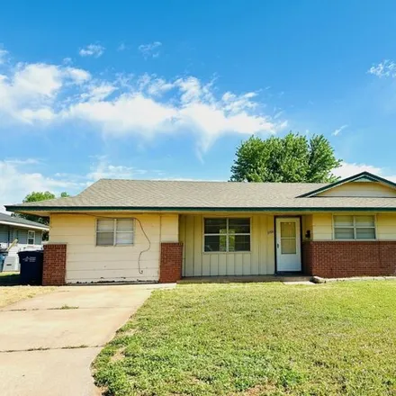 Buy this 4 bed house on 3350 Brooks Drive in Enid, OK 73701
