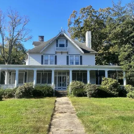 Buy this 7 bed house on 88 East Central Avenue in Stanwick, Moorestown Township