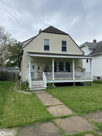 Buy this 2 bed house on 1850 South Central Avenue in Burlington, IA 52601
