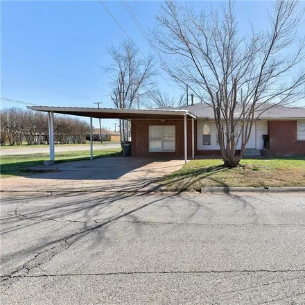 Buy this 3 bed house on 4411 Southeast 15th Street in Del City, OK 73115