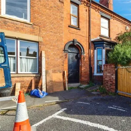 Buy this 3 bed townhouse on Bedford Street in Lincoln, LN1 1NA