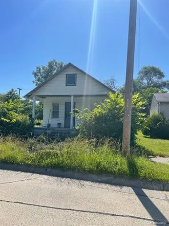 Buy this 2 bed house on 3594 Walnut Street in Inkster, MI 48141