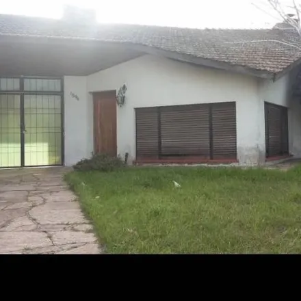 Buy this 3 bed house on Alvear 1600 in Ramos Mejía Sur, B1704 FLD Ramos Mejía