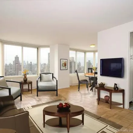 Rent this 4 bed apartment on 739 2nd Avenue in New York, NY 10016