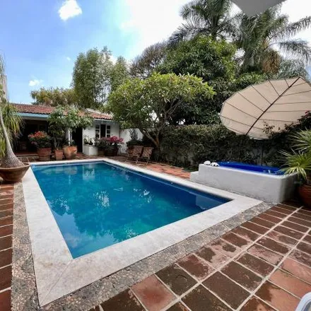 Rent this 4 bed house on Calle Tepozteco in Reforma, 62260 Cuernavaca