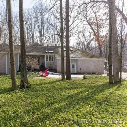 Buy this 5 bed house on 1698 Riverton Avenue Southeast in Cascade Charter Township, MI 49546
