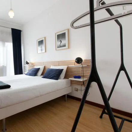Rent this 2 bed room on Rua do Duque da Terceira 141 in 4300-096 Porto, Portugal