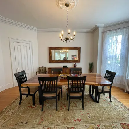 Image 4 - 41 Cypress Street, Brookline, MA 02445, USA - Apartment for rent