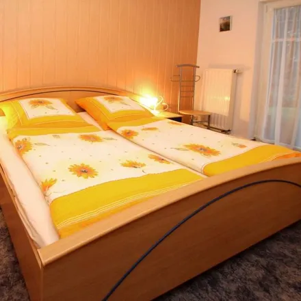 Rent this 2 bed apartment on Alt Zauche-Wußwerk in Brandenburg, Germany