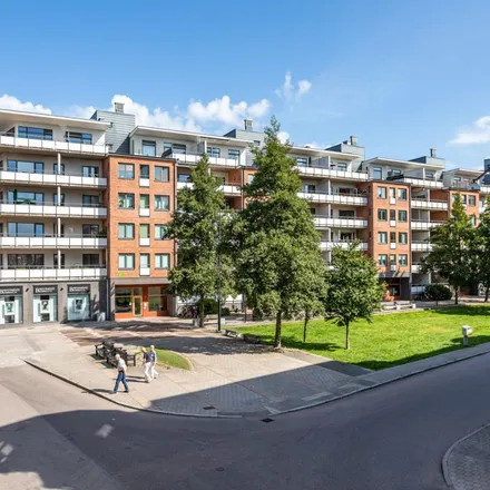Rent this 3 bed apartment on Stellan Mörners gata in 302 26 Halmstad, Sweden