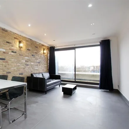 Rent this 2 bed apartment on Parkview in 36-40 Copperfield Road, London