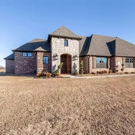 Buy this 3 bed house on East Flagstone Drive in Owasso, OK