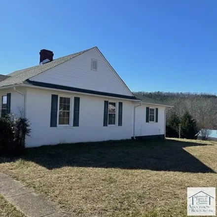 Image 2 - 119 Hill Street, Fieldale, Henry County, VA 24089, USA - House for sale