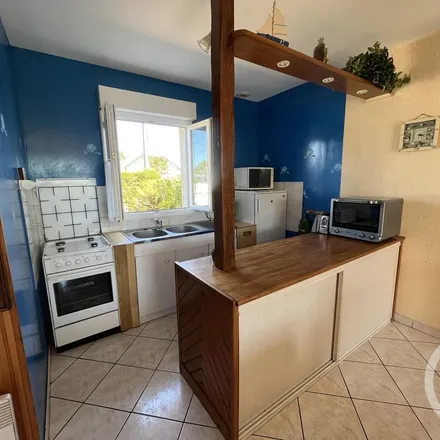 Rent this 3 bed apartment on 2 Rue de la Plage in 50380 Saint-Pair-sur-Mer, France