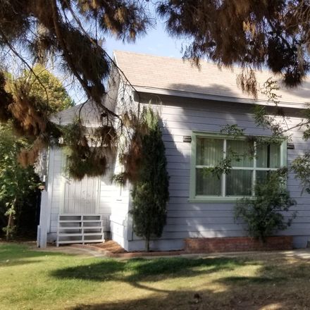 Rent this 2 bed house on 224 East 10th Street in Hanford, CA 93230