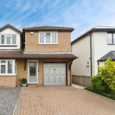 Buy this 4 bed house on Royal Close in Rochford, SS4 3AY