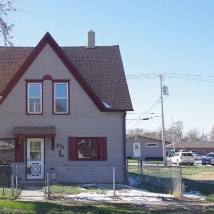 Buy this 3 bed house on 805 South F Street in Broken Bow, NE 68822