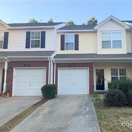 Image 1 - 11020 Dixie Hills Drive, Charlotte, NC 28277, USA - House for rent