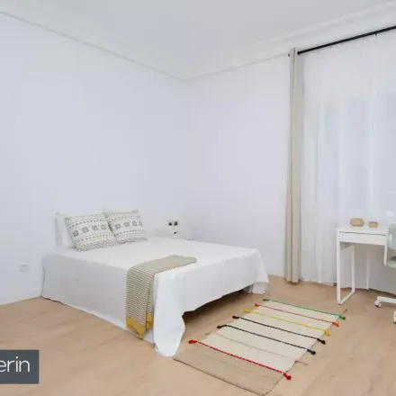 Rent this studio room on Calle del Doctor Esquerdo in 16, 28028 Madrid