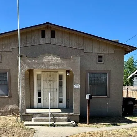 Buy this 2 bed house on 407 East Grangeville Boulevard in Hanford, CA 93230