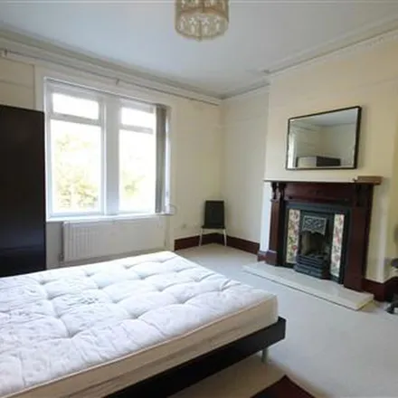 Rent this 3 bed apartment on Claremont Road in Newcastle upon Tyne, NE2 4AD