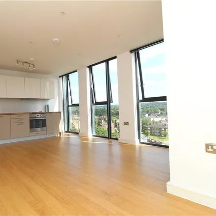 Rent this 1 bed apartment on Mason's Avenue in London, CR0 9WX