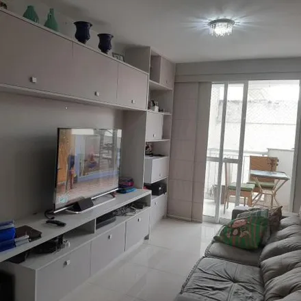 Buy this 2 bed apartment on Rua Doutor Paulo César in Icaraí, Niterói - RJ