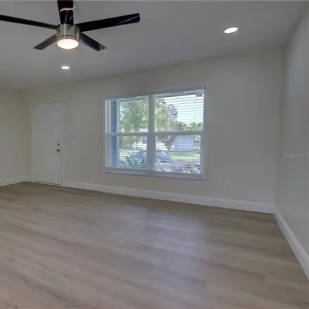 Image 7 - 230 Meadow Hills Drive, Sanford, FL 32773, USA - House for sale