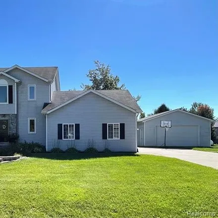 Buy this 3 bed house on 2483 Bull Run Road in Oakland County, MI 48371
