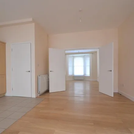 Rent this 4 bed townhouse on 24 Camden Hill Road in London, SE19 1NR