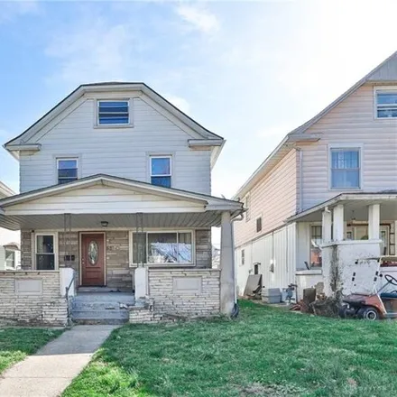 Buy this 4 bed house on 52 Illinois Avenue in Walnut Hills, Dayton