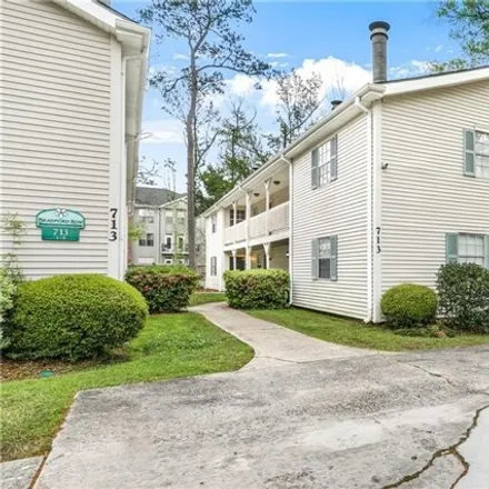 Buy this 2 bed condo on 711 Heavens Drive in Mandeville, LA 70471