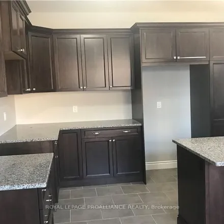 Rent this 4 bed apartment on 5 Cottonwood Drive in Belleville, ON K8N 0L9