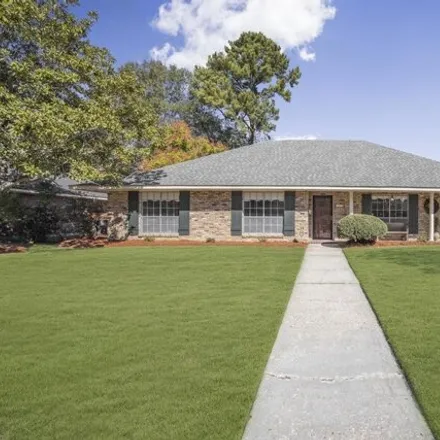 Buy this 4 bed house on 12427 Warwick Avenue in Sherwood Forest, Baton Rouge