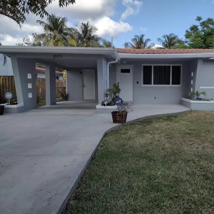 Rent this 2 bed house on 1013 North Golf Drive in Hollywood, FL 33021