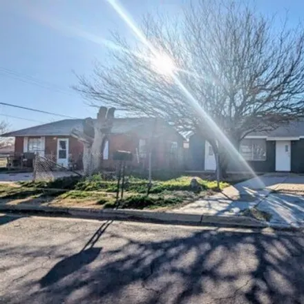 Buy this 3 bed house on 3111 Emory Street in Lubbock, TX 79415