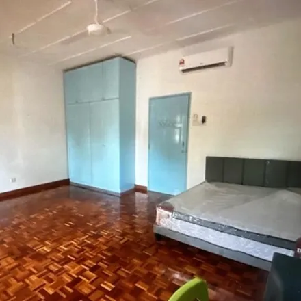 Rent this 1 bed apartment on 19 Jalan Datuk Sulaiman 5 in Taman Tun Dr Ismail, TTDI