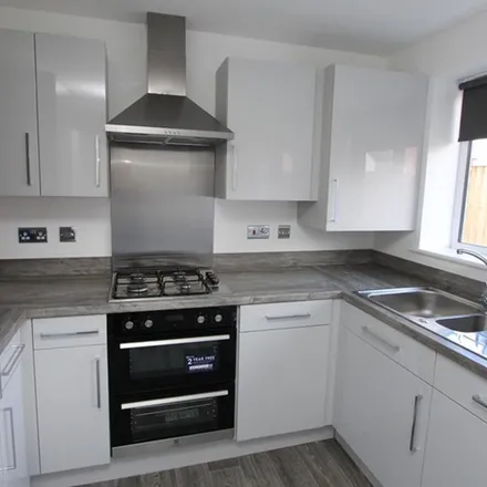 Image 3 - Willow Drive, Hartlepool, TS22 5TP, United Kingdom - Townhouse for rent